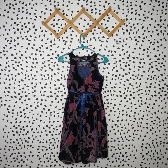 Rare Editions Navy Velvet Floral Print Sleeveless Girls Dress - Picture 3 of 6
